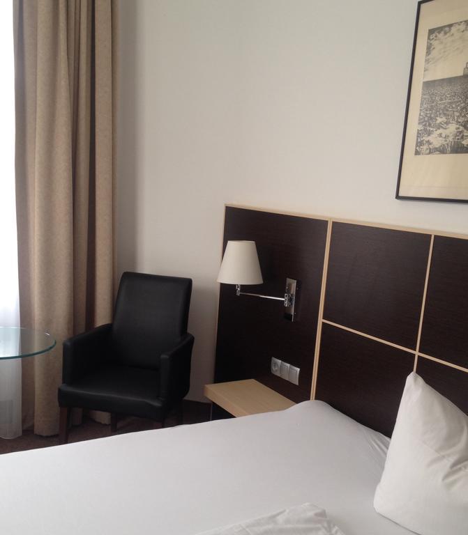 Hotel Landhaus Schlachtensee Berlin Dış mekan fotoğraf